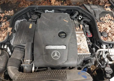 2015 Mercedes-Benz C 300 4Matic/Luxury 4Matic/Sport 4Matic из США, поврежденный, VIN 55SWF4KB1FU012004